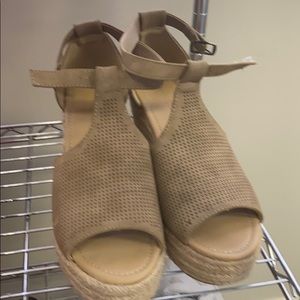 Pierre Dumas Size 8 Very néw